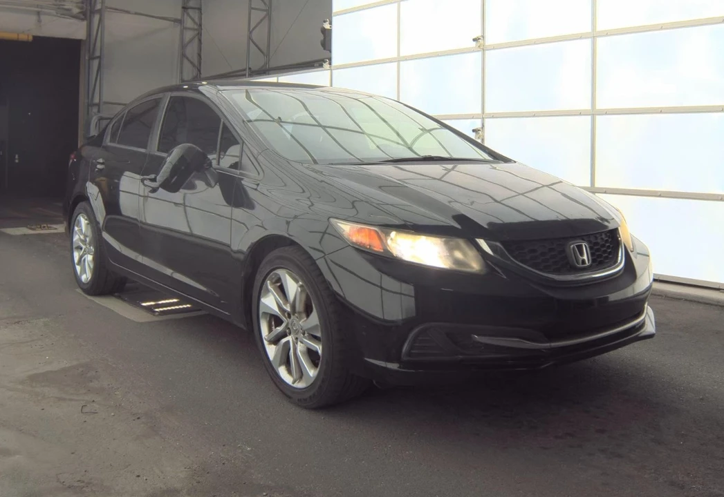 2015 Honda Civic 9th Gen - Image 5 of 12
