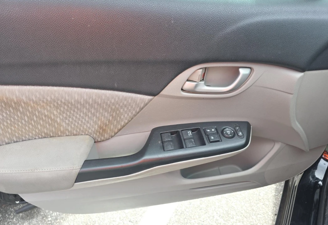 2015 Honda Civic 9th Gen - Image 12 of 12