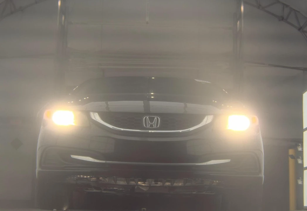 2015 Honda Civic 9th Gen - Image 7 of 12