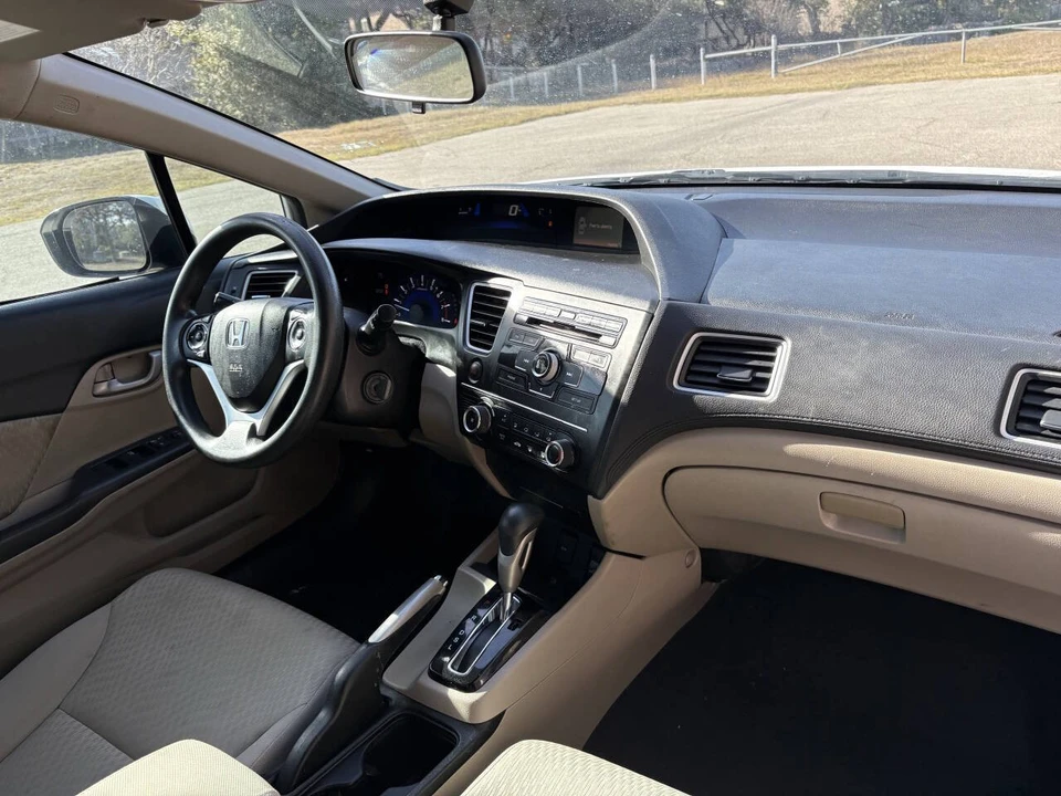 2015 Honda Civic 9th Gen - Image 18 of 21