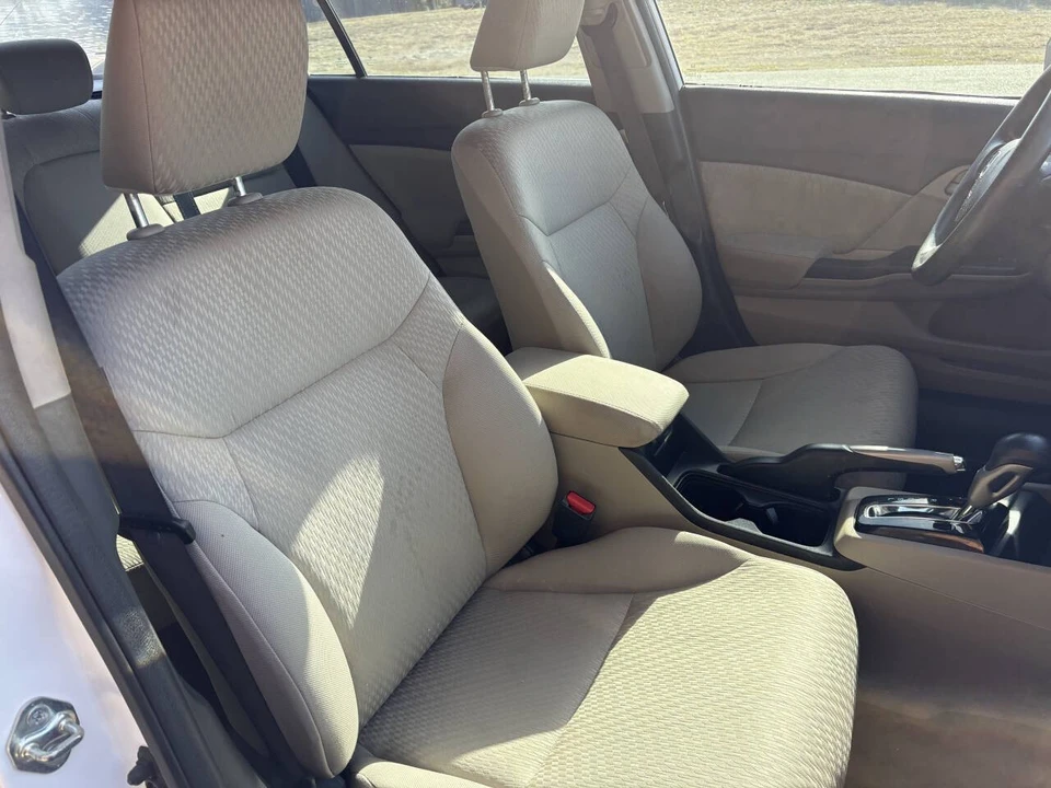 2015 Honda Civic 9th Gen - Image 19 of 21
