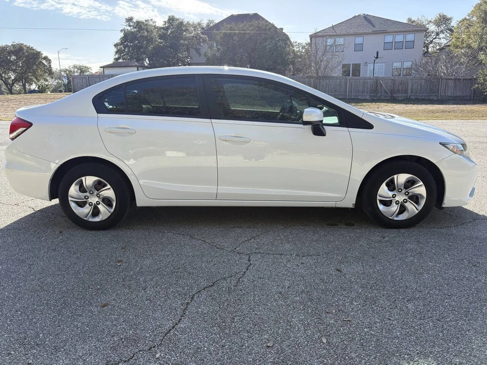 2015 Honda Civic 9th Gen - Image 4 of 21
