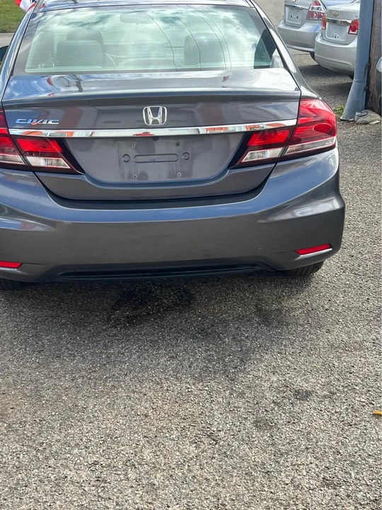 2015 Honda Civic 9th Gen - Image 4 of 16