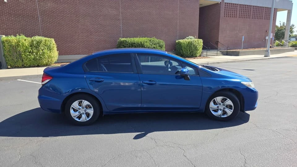2015 Honda Civic 9th Gen - Image 7 of 14