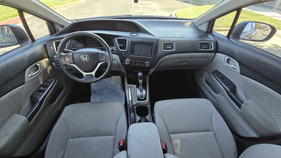 2015 Honda Civic 9th Gen - Image 11 of 14