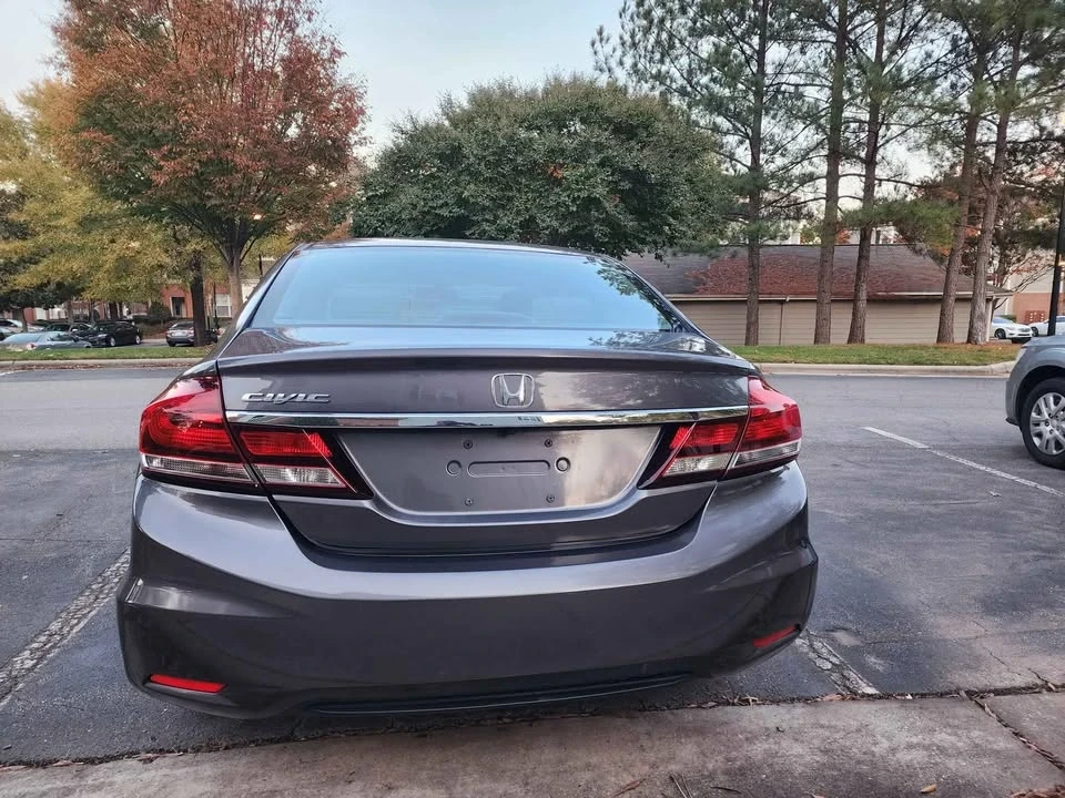 2015 Honda Civic 9th Gen - Image 9 of 9