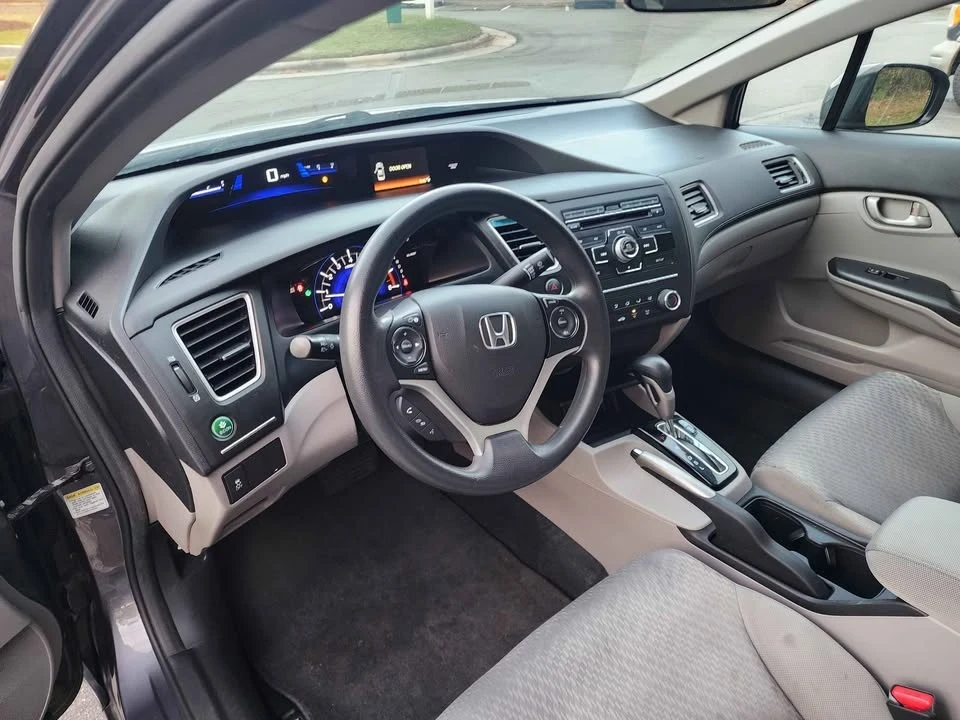 2015 Honda Civic 9th Gen - Image 5 of 9