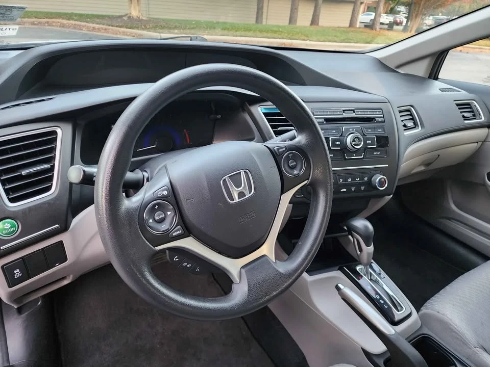 2015 Honda Civic 9th Gen - Image 8 of 9