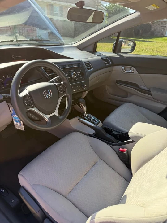 2015 Honda Civic 9th Gen - Image 7 of 10