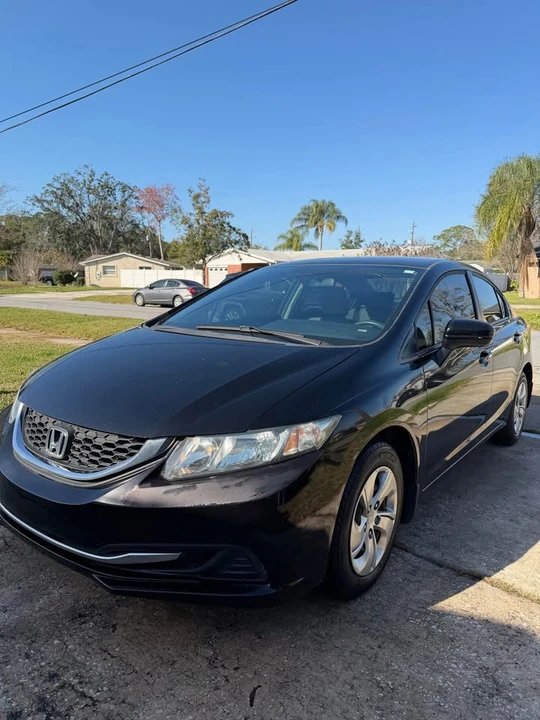 2015 Honda Civic 9th Gen - Image 5 of 10