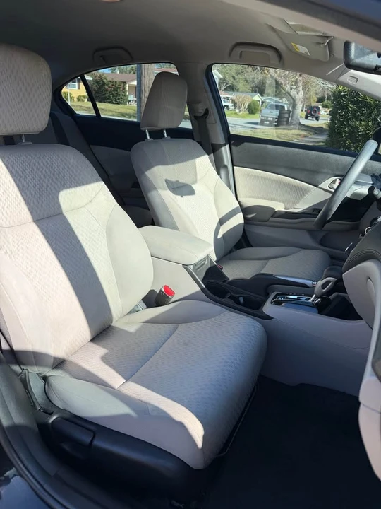 2015 Honda Civic 9th Gen - Image 9 of 10