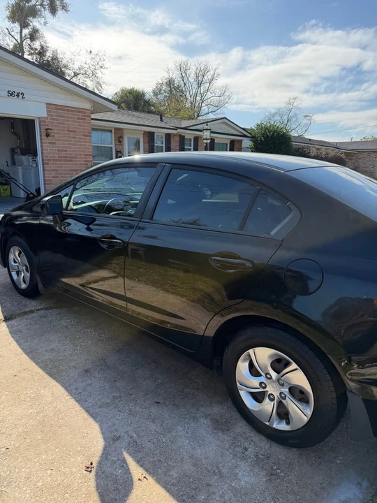 2015 Honda Civic 9th Gen - Image 4 of 10