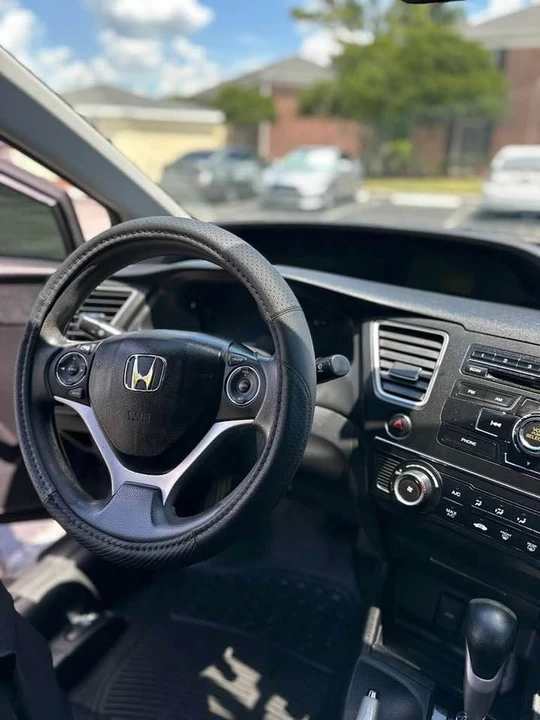 2015 Honda Civic 9th Gen - Image 15 of 19