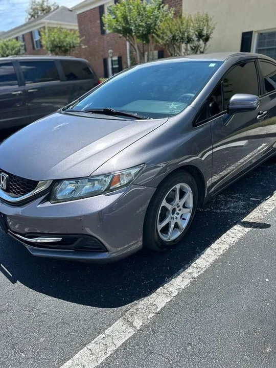 2015 Honda Civic 9th Gen - Image 4 of 19
