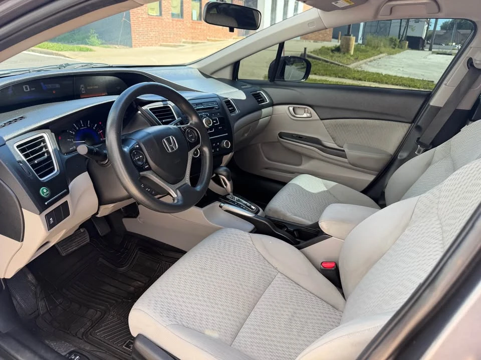 2015 Honda Civic 9th Gen - Image 11 of 20