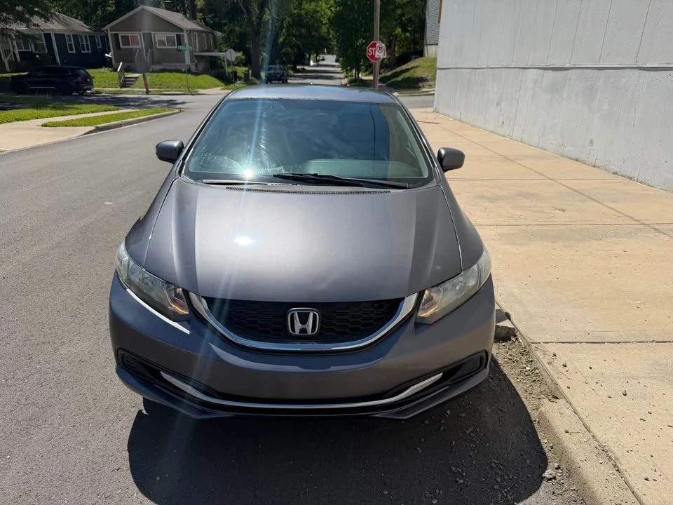 2015 Honda Civic 9th Gen - Image 3 of 20