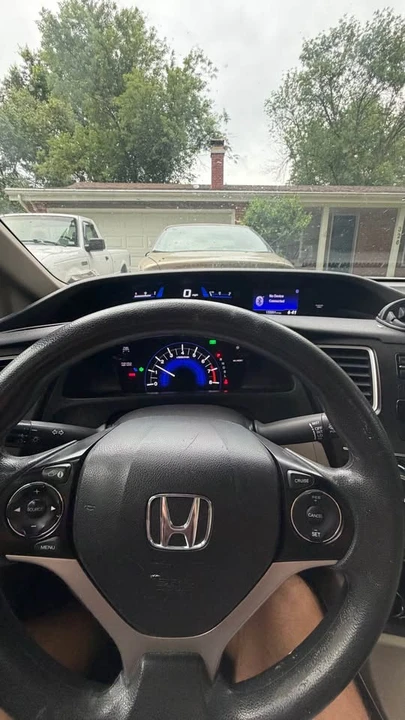 2015 Honda Civic 9th Gen - Image 5 of 7