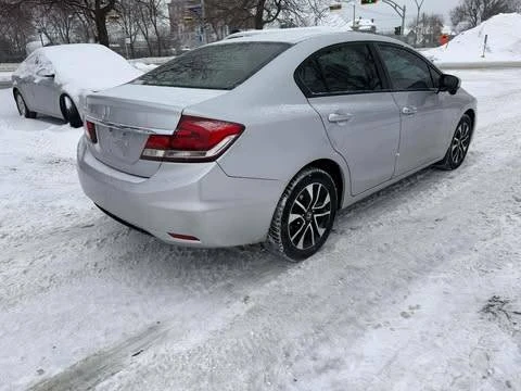 2015 Honda Civic 9th Gen - Image 2 of 7