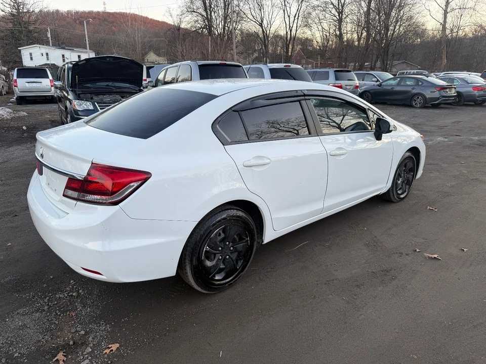 2015 Honda Civic 9th Gen - Image 5 of 16