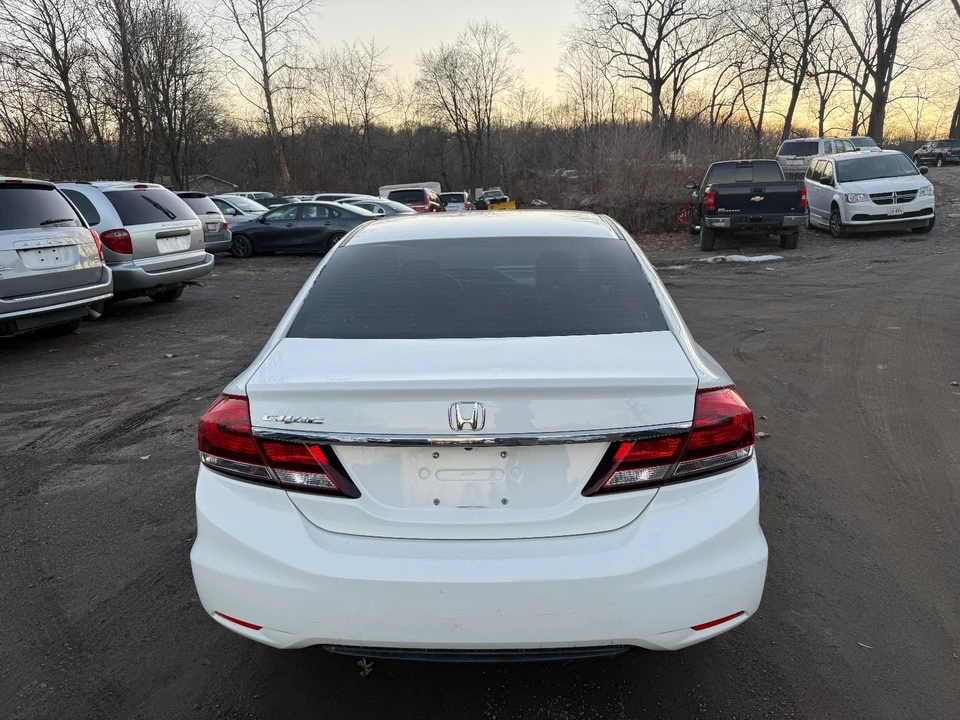 2015 Honda Civic 9th Gen - Image 4 of 16