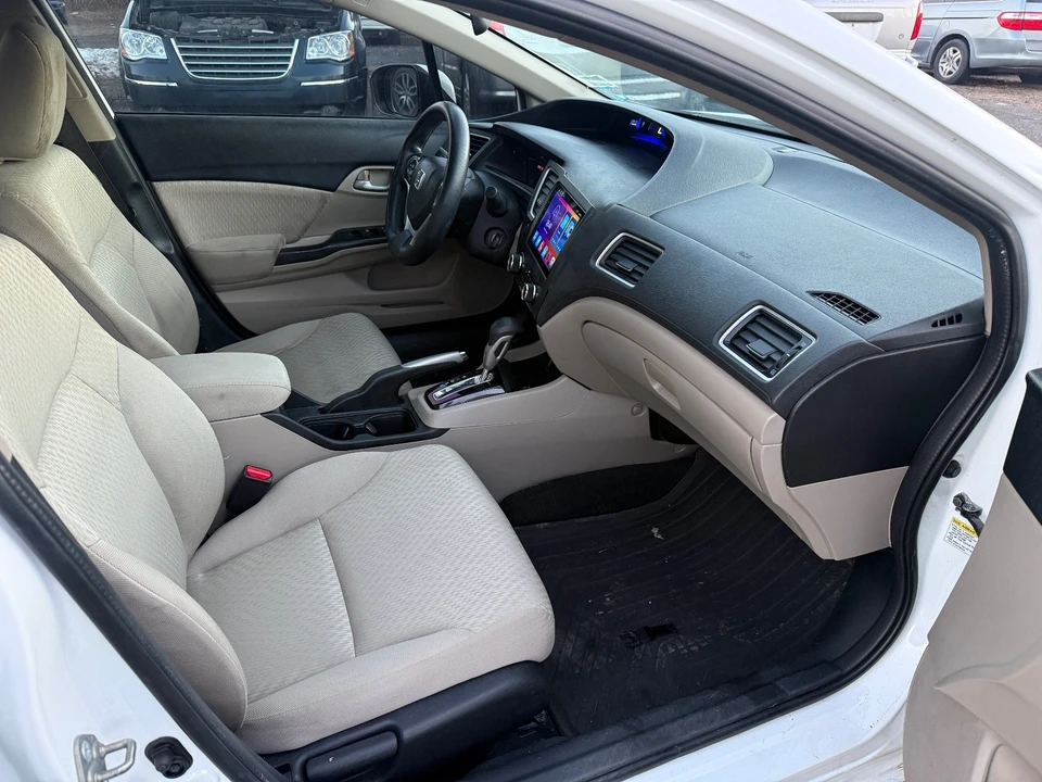 2015 Honda Civic 9th Gen - Image 15 of 16
