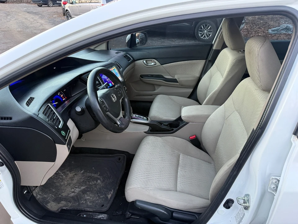 2015 Honda Civic 9th Gen - Image 8 of 16