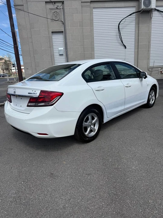 2015 Honda Civic 9th Gen - Image 5 of 12
