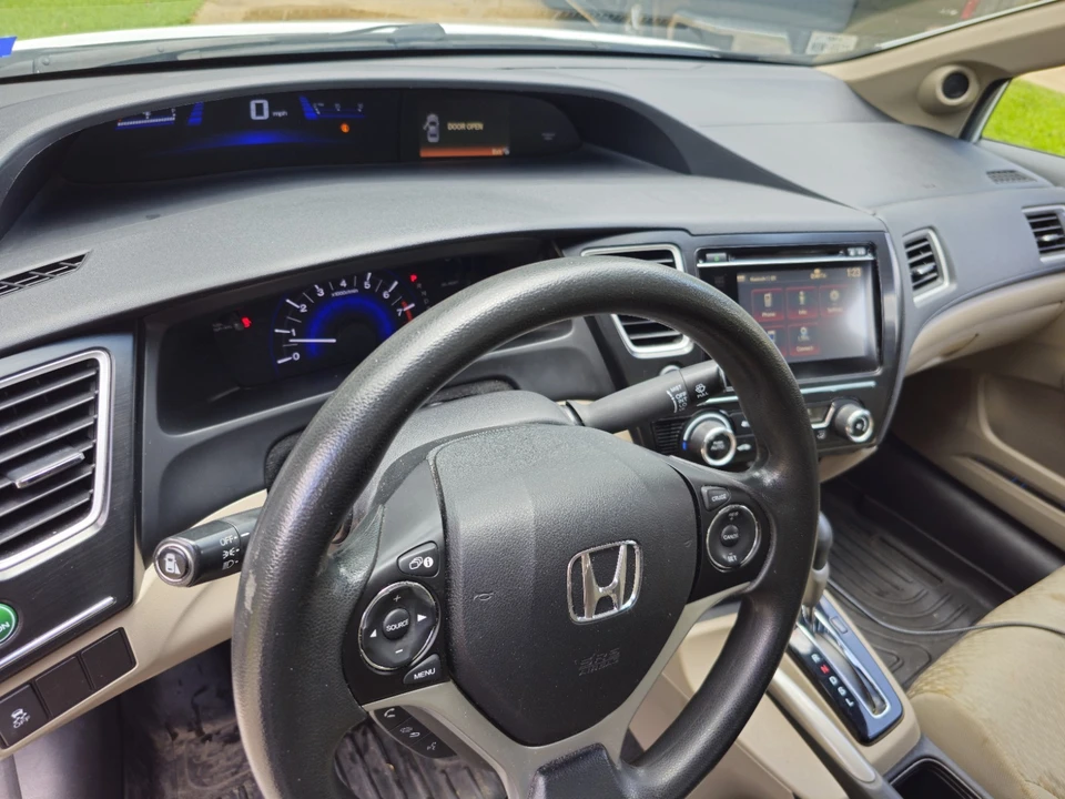 2015 Honda Civic 9th Gen - Image 11 of 14