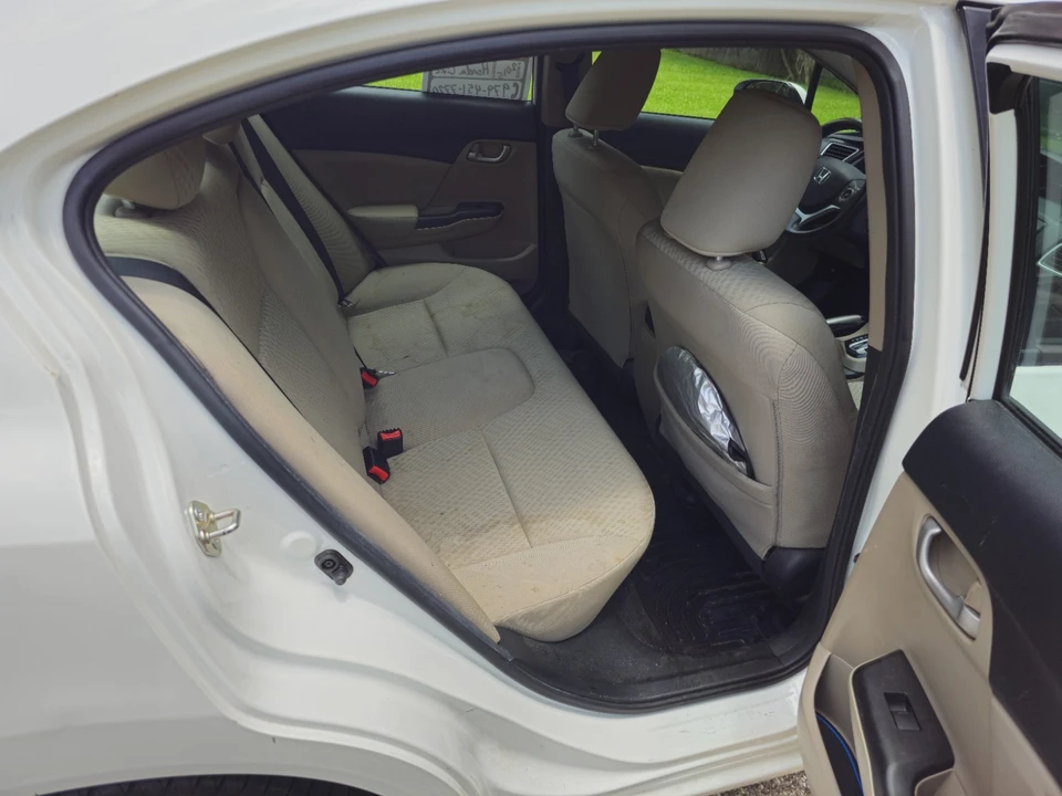 2015 Honda Civic 9th Gen - Image 10 of 14