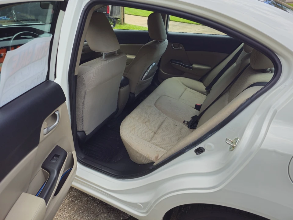 2015 Honda Civic 9th Gen - Image 8 of 14