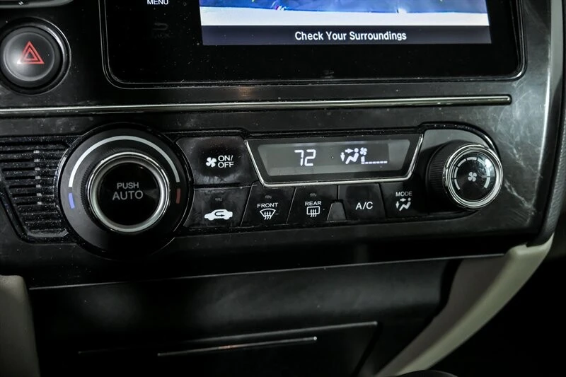 2015 Honda Civic 9th Gen - Image 27 of 29