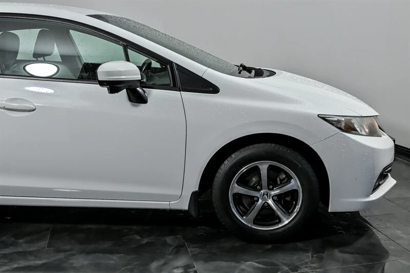 2015 Honda Civic 9th Gen - Image 12 of 29