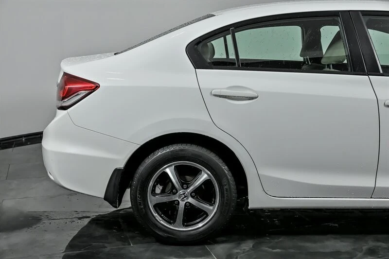 2015 Honda Civic 9th Gen - Image 11 of 29