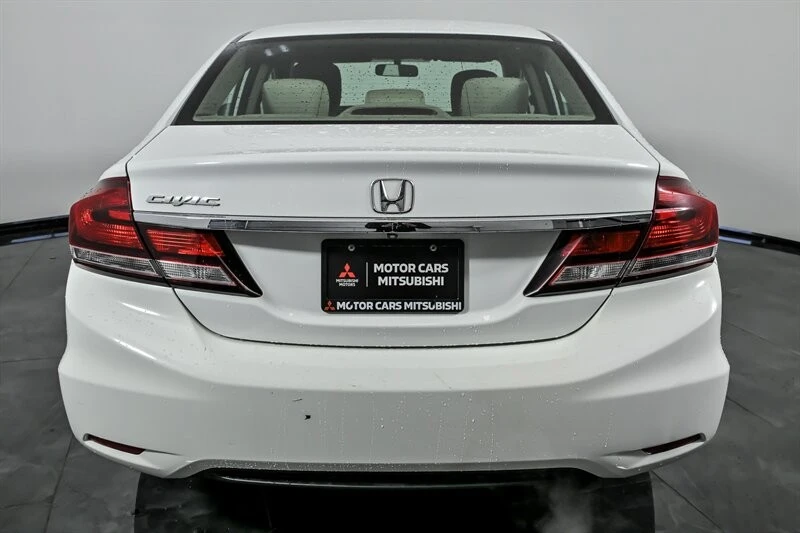 2015 Honda Civic 9th Gen - Image 9 of 29