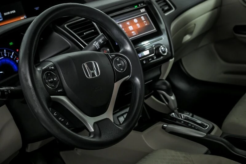 2015 Honda Civic 9th Gen - Image 19 of 29