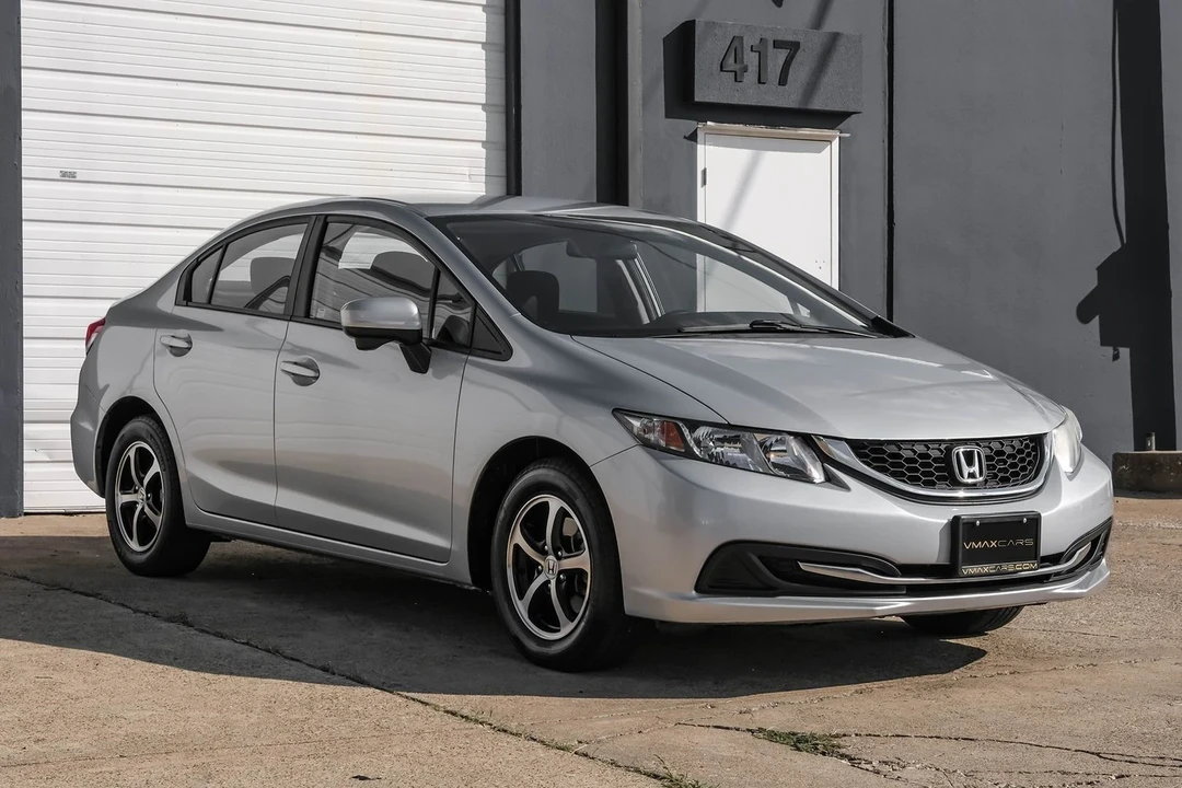 2015 Honda Civic 9th Gen - Image 7 of 21