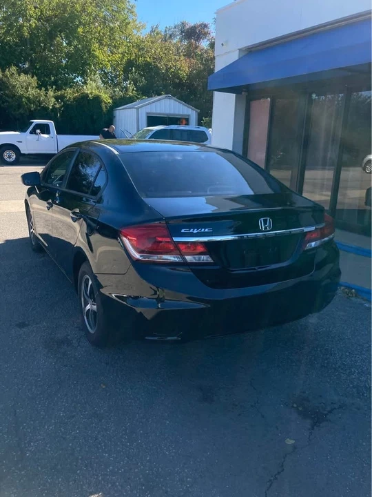 2015 Honda Civic 9th Gen - Image 2 of 3