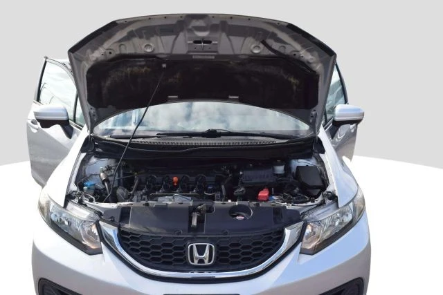 2015 Honda Civic 9th Gen - Image 10 of 21