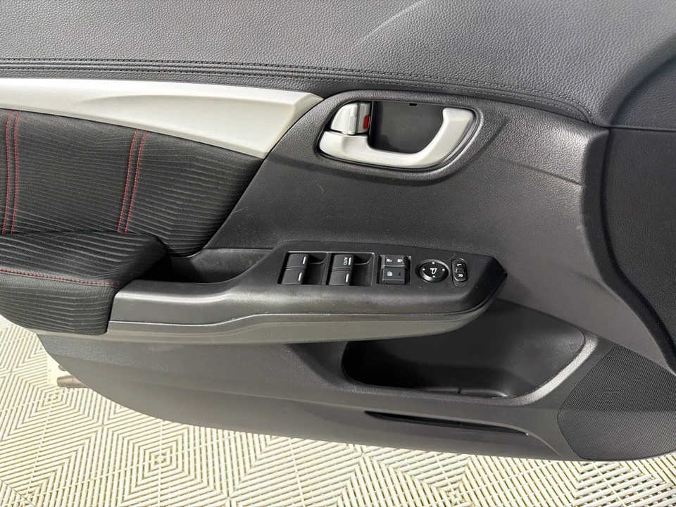 2015 Honda Civic Si 9th Gen - Image 9 of 21