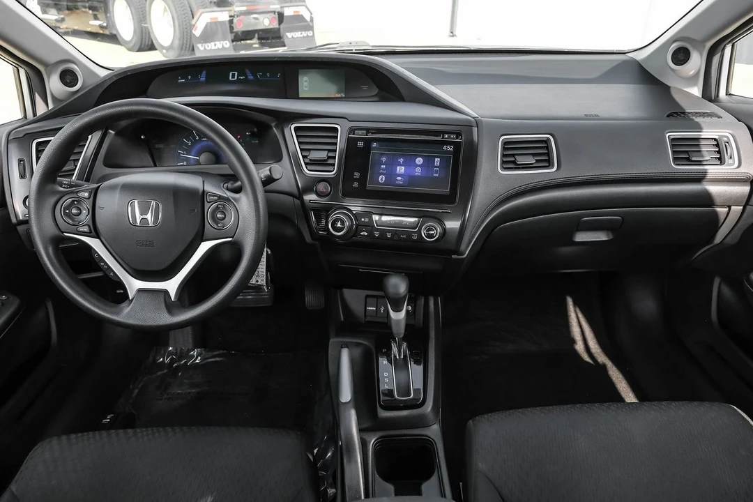 2015 Honda Civic 9th Gen - Image 19 of 21
