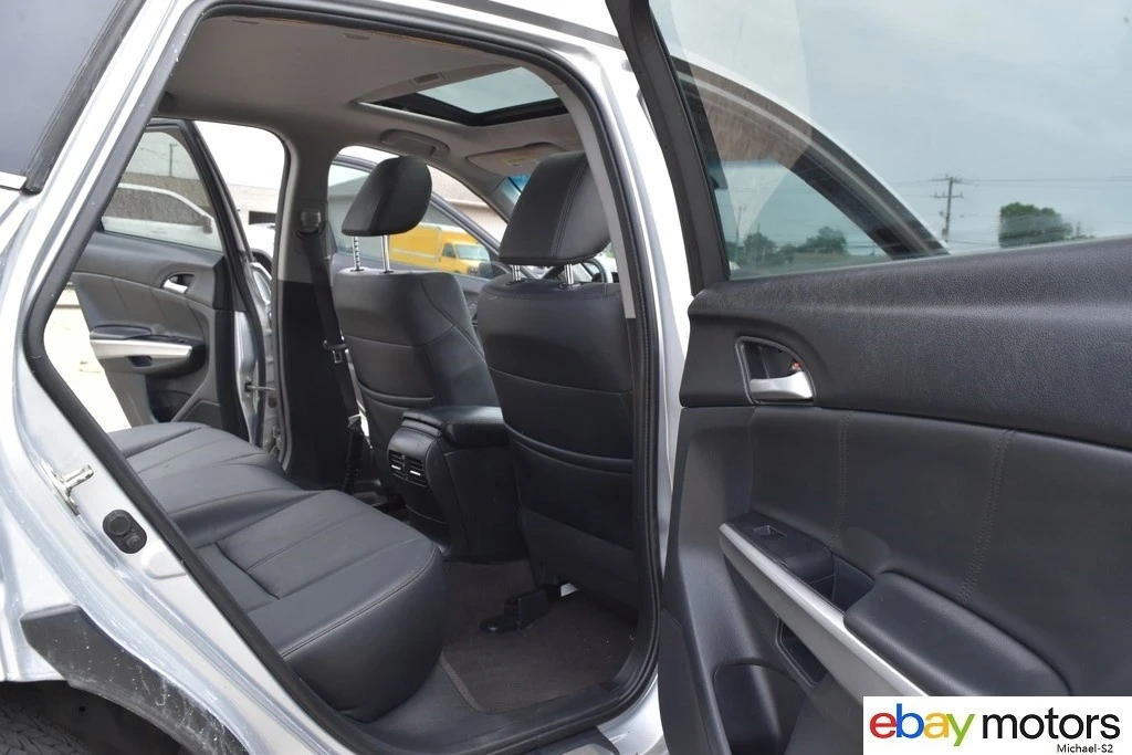 2015 Honda Accord 9th Gen - Image 17 of 24