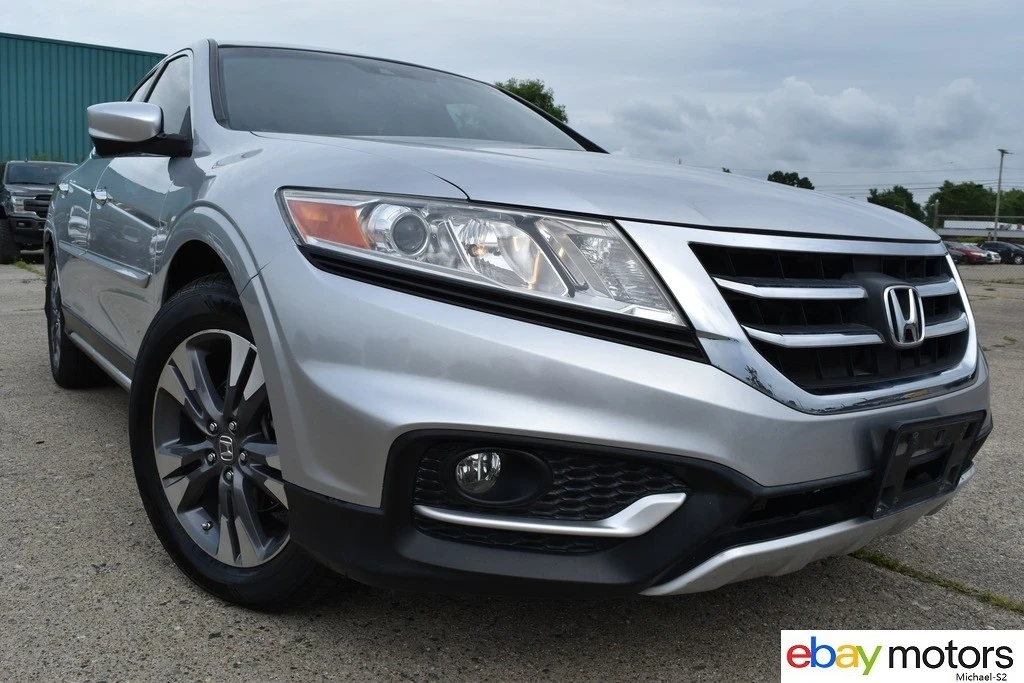 2015 Honda Accord 9th Gen - Image 2 of 24