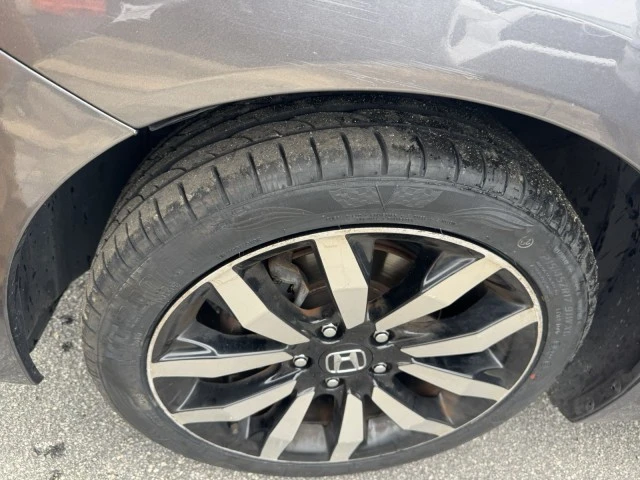 2015 Honda Civic 9th Gen - Image 9 of 14