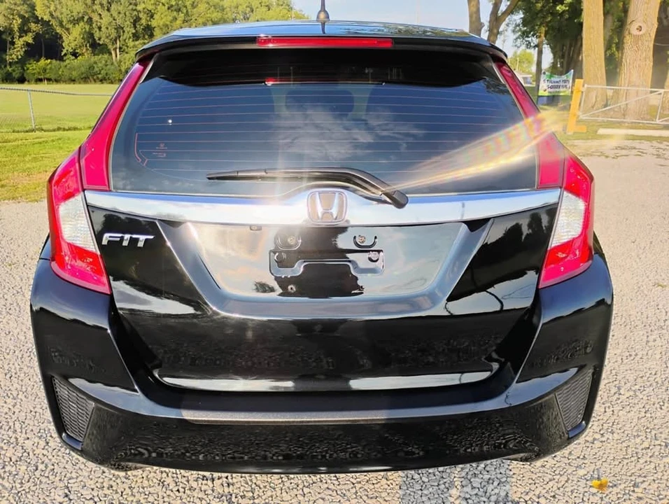 2015 Honda Fit - Image 2 of 14
