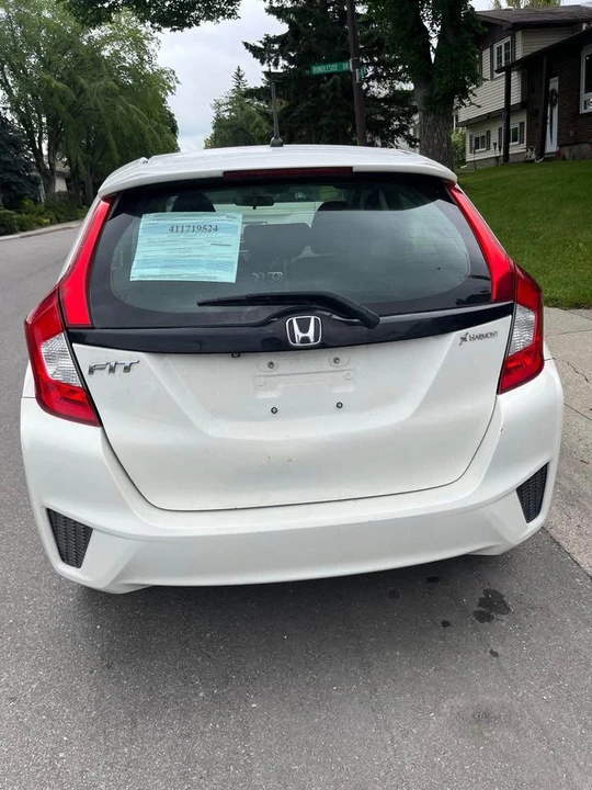 2015 Honda Fit - Image 9 of 9