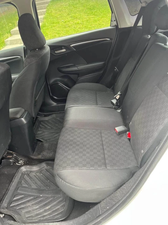 2015 Honda Fit - Image 7 of 9