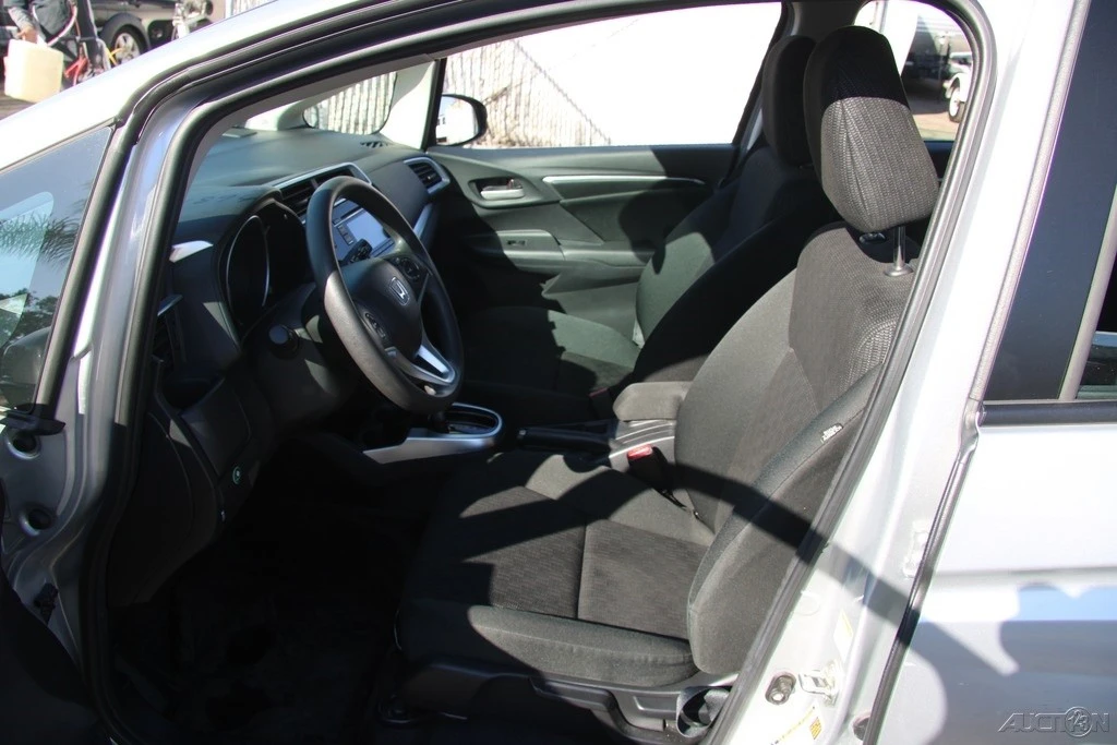 2015 Honda Fit - Image 13 of 21
