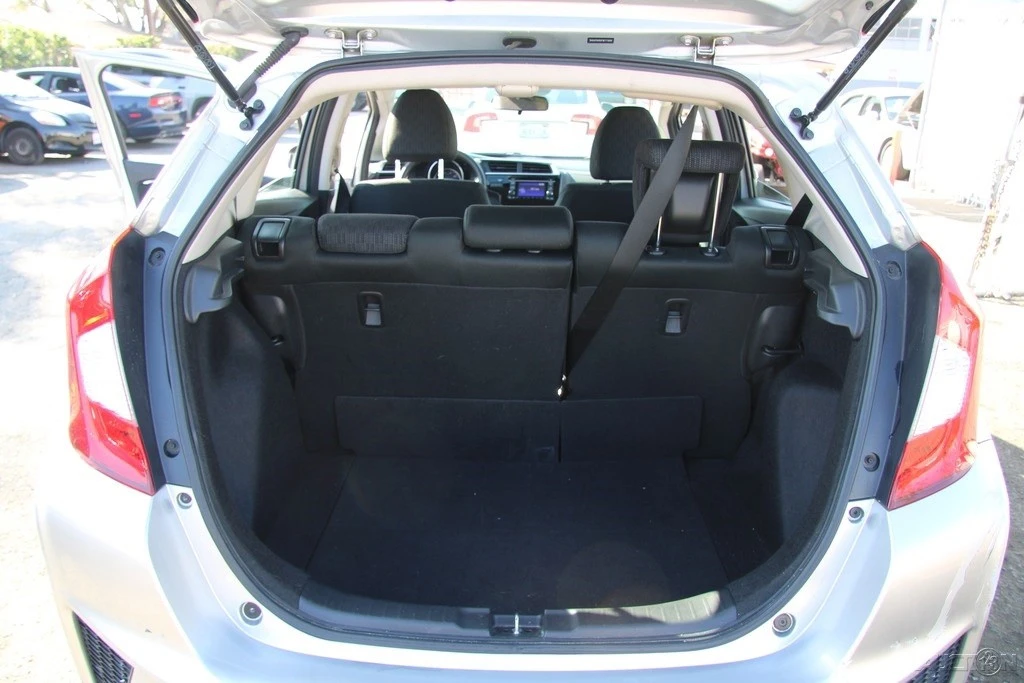 2015 Honda Fit - Image 19 of 21