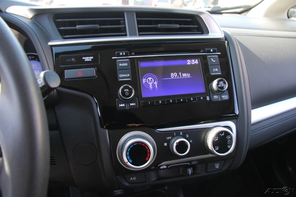 2015 Honda Fit - Image 17 of 21