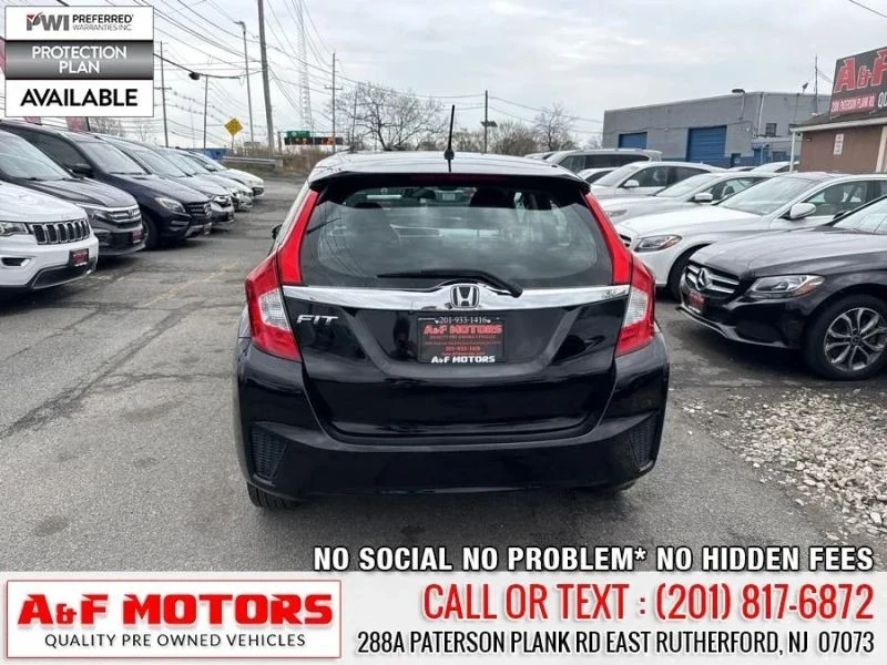 2015 Honda Fit - Image 9 of 12